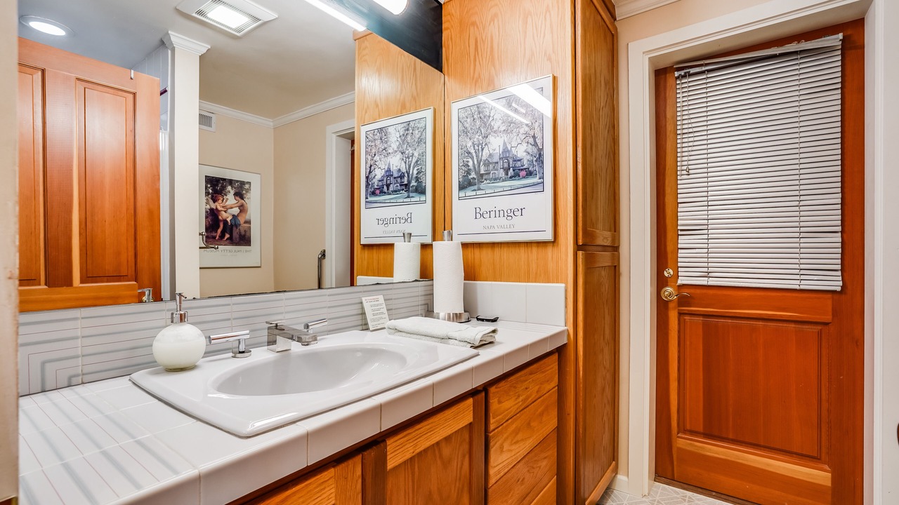 Photo of Bathroom in Lagunitas-Forest Knolls