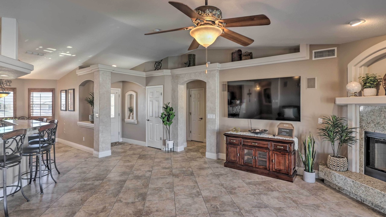 Photo of Bedroom in Lake Havasu City