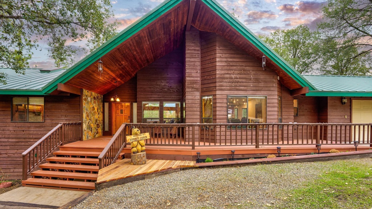 Photo of Outdoor in Oakhurst