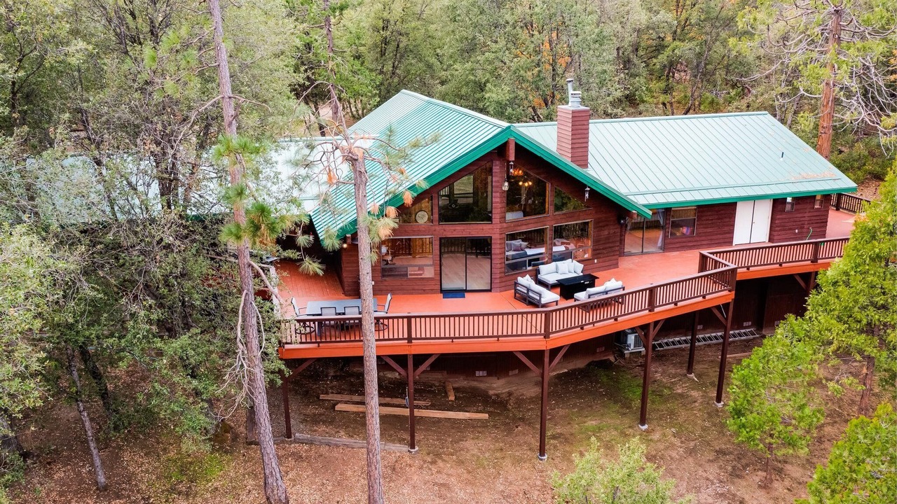 Photo of Outdoor in Oakhurst