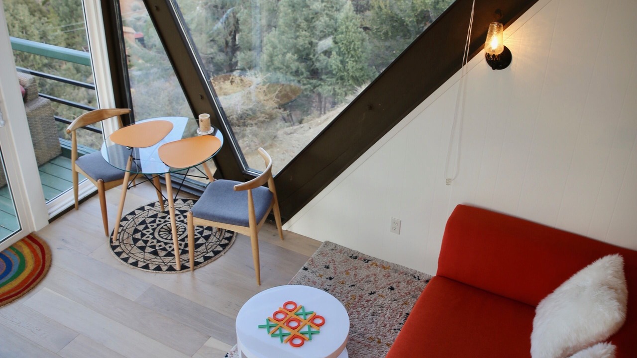 Photo of Livingroom in Pine Mountain Club