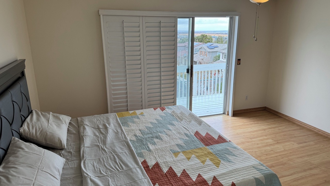 Photo of Bedroom in Palmdale