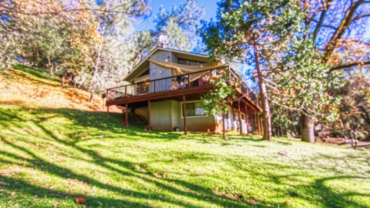 Photo of Outdoor in Groveland