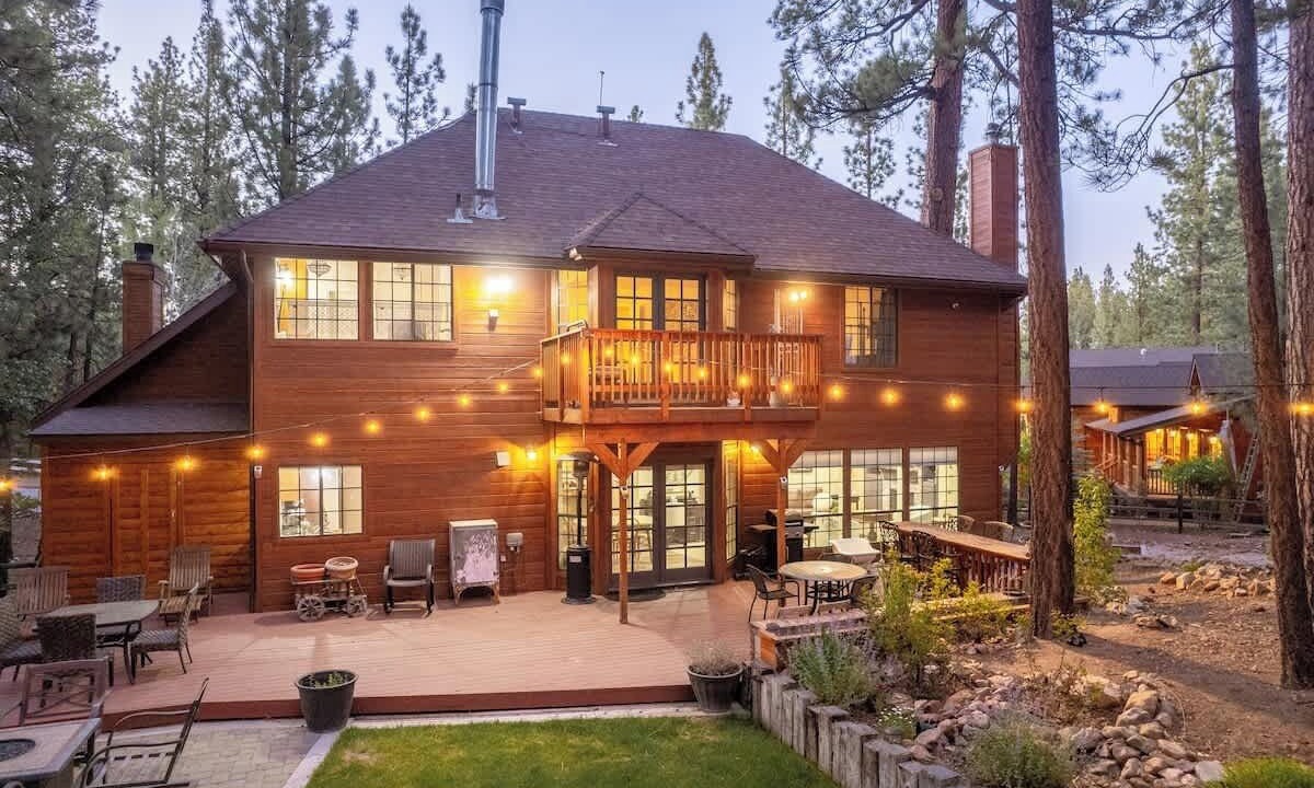 Photo of Outdoor in Summit Estates