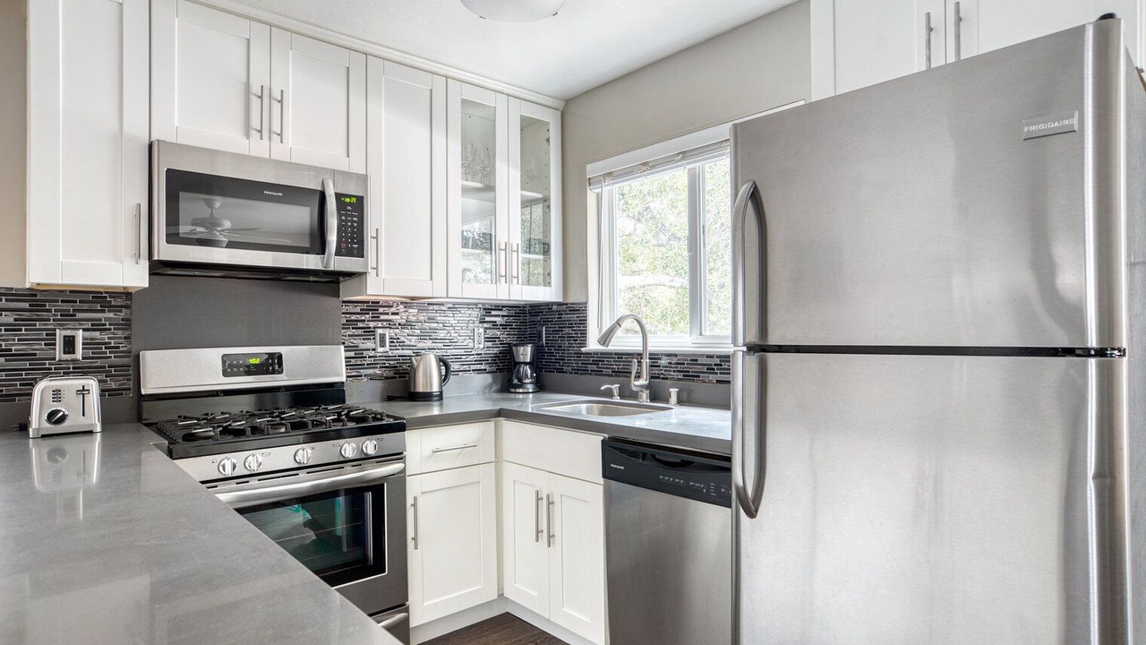 Photo of Kitchen in Central San Mateo