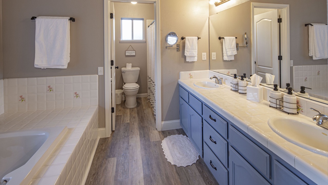 Photo of Bathroom in Twain Harte