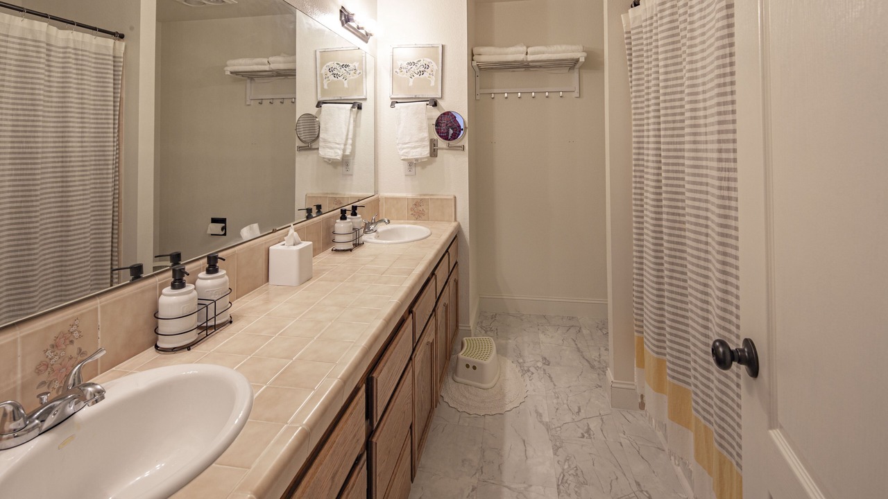 Photo of Bathroom in Twain Harte