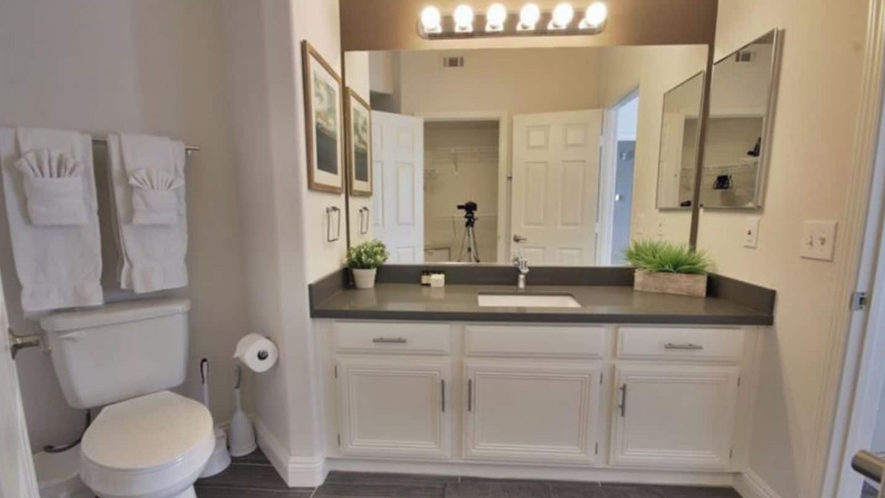 Photo of Bathroom in Rhodes Ranch