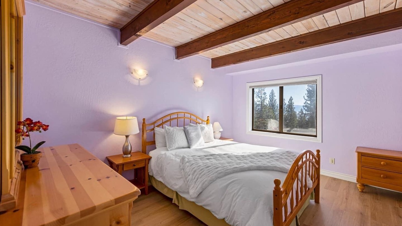 Photo of Bedroom in Incline Village