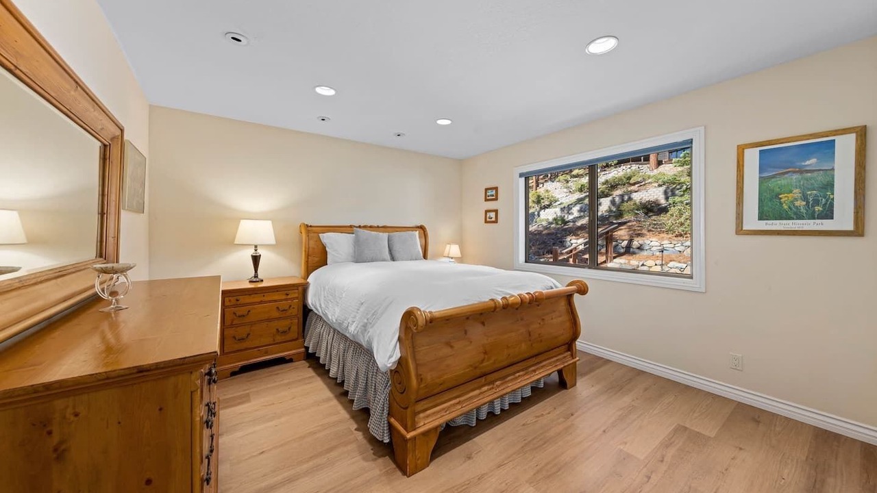 Photo of Bedroom in Incline Village