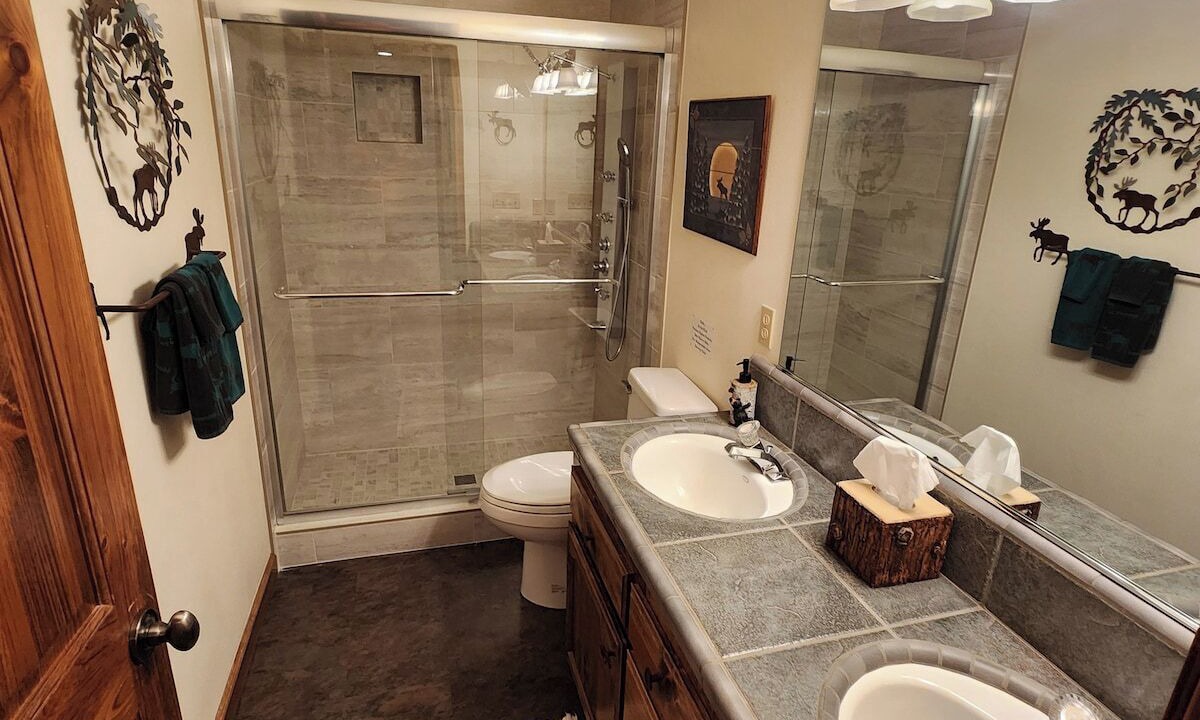 Photo of Bathroom in Twain Harte