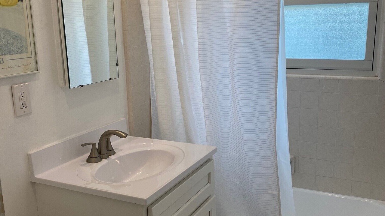 Photo of Bathroom in Laguna Beach