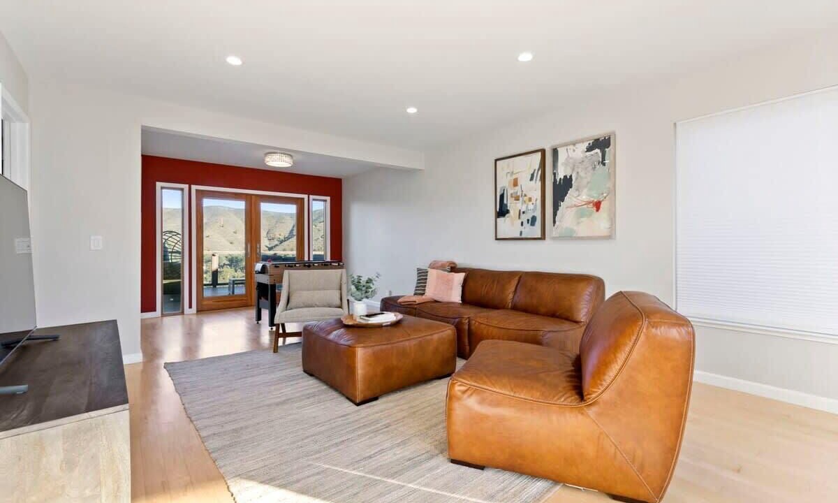 Photo of Livingroom in Park Pacifica