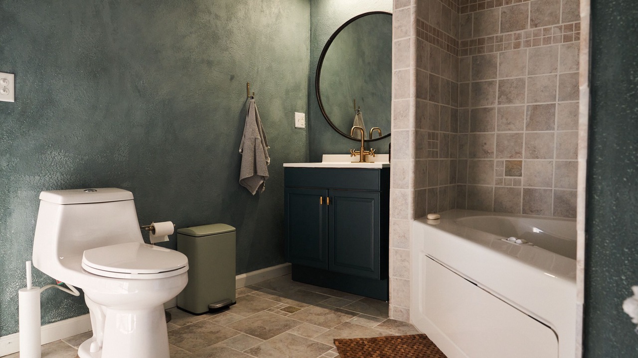 Photo of Bathroom in Kernville