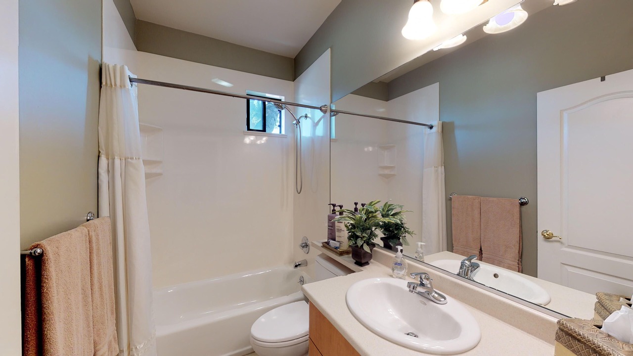Photo of Bathroom in Castro Valley