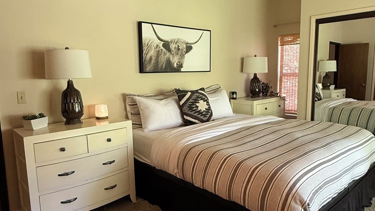 Photo of Bedroom in Groveland