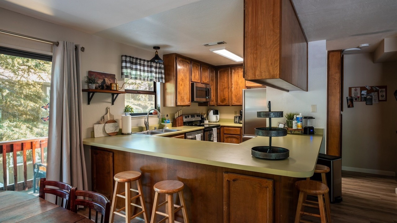 Photo of Kitchen in Groveland