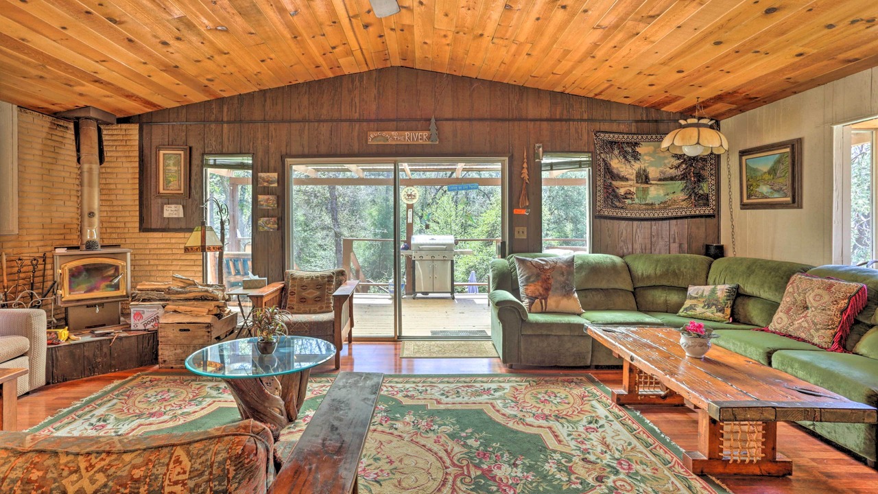 Photo of Bedroom in Oakhurst