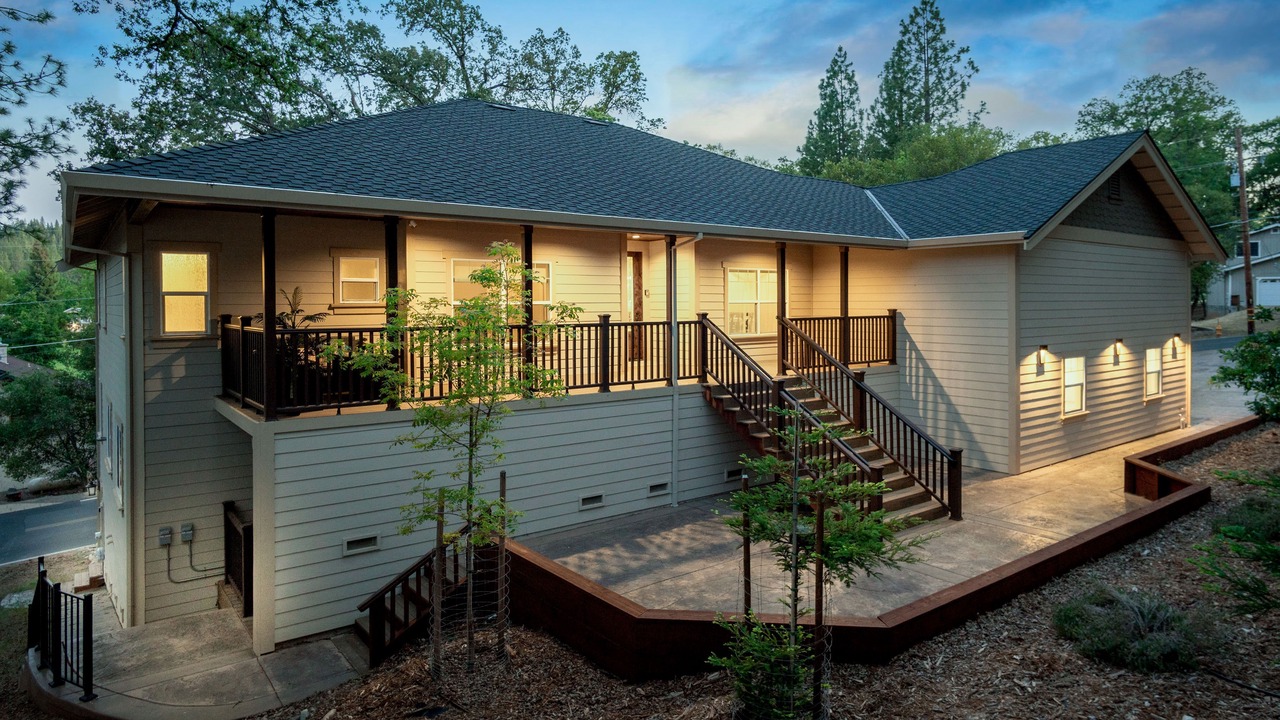 Photo of Outdoor in Groveland