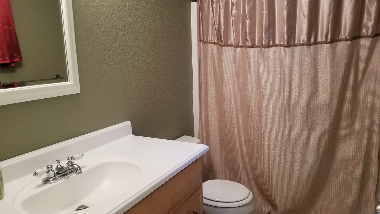Photo of Bathroom in Long Barn