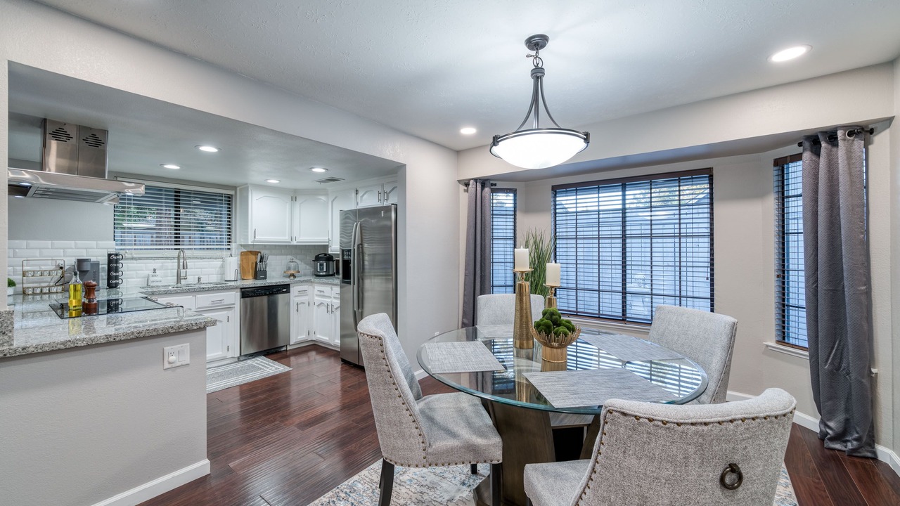 Photo of Kitchen in Raisin