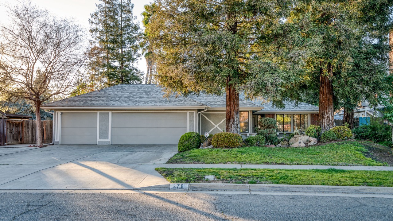 Photo of Outdoor in Raisin
