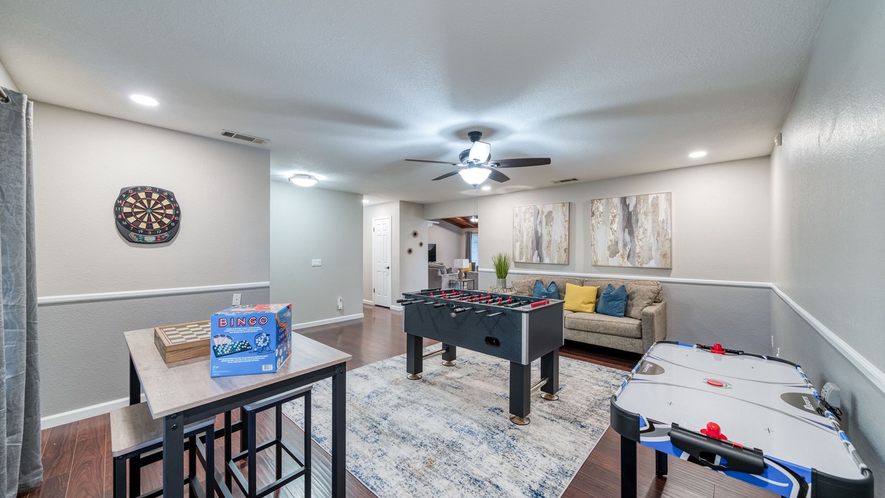 Photo of Bedroom in Raisin