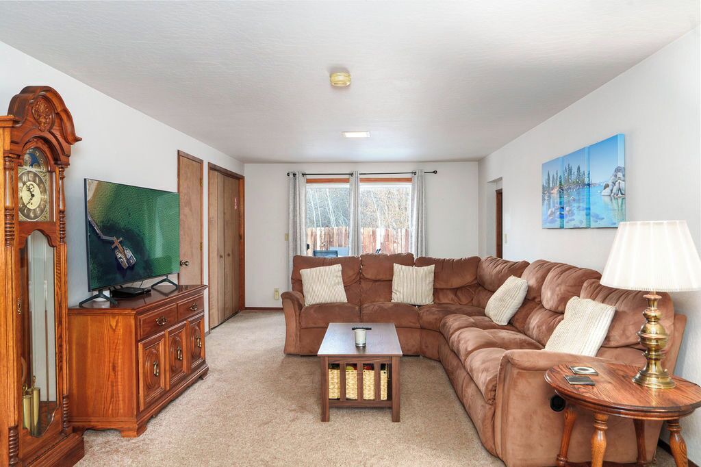 Photo of Livingroom in South Lake Tahoe