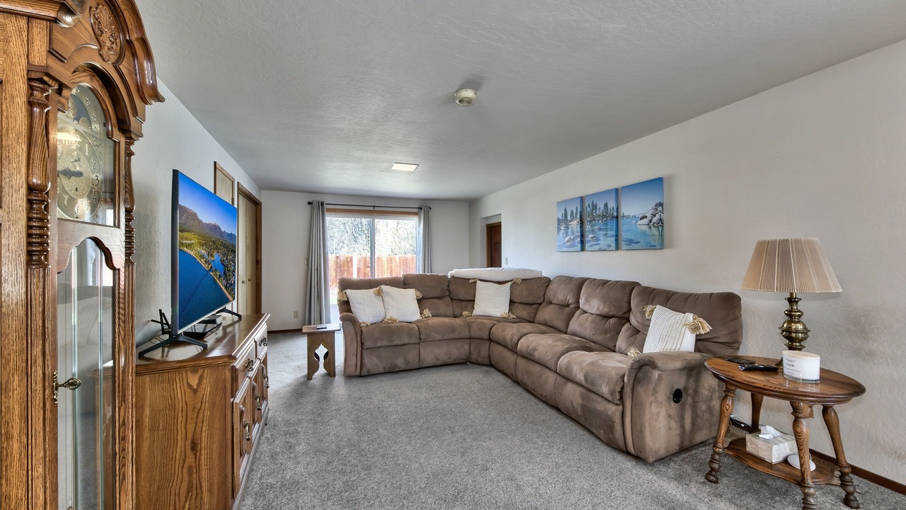 Photo of Livingroom in South Lake Tahoe