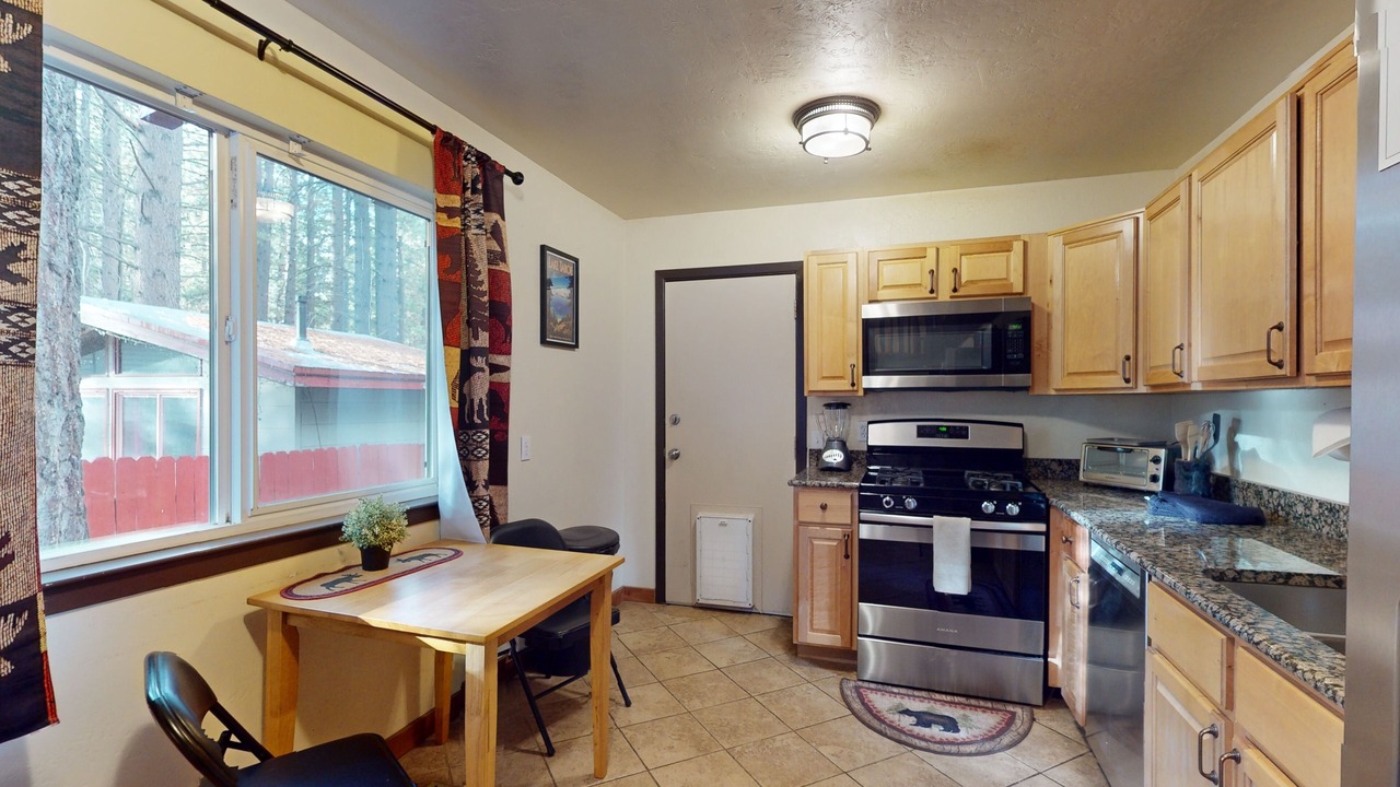 Photo of Kitchen in Black Bart