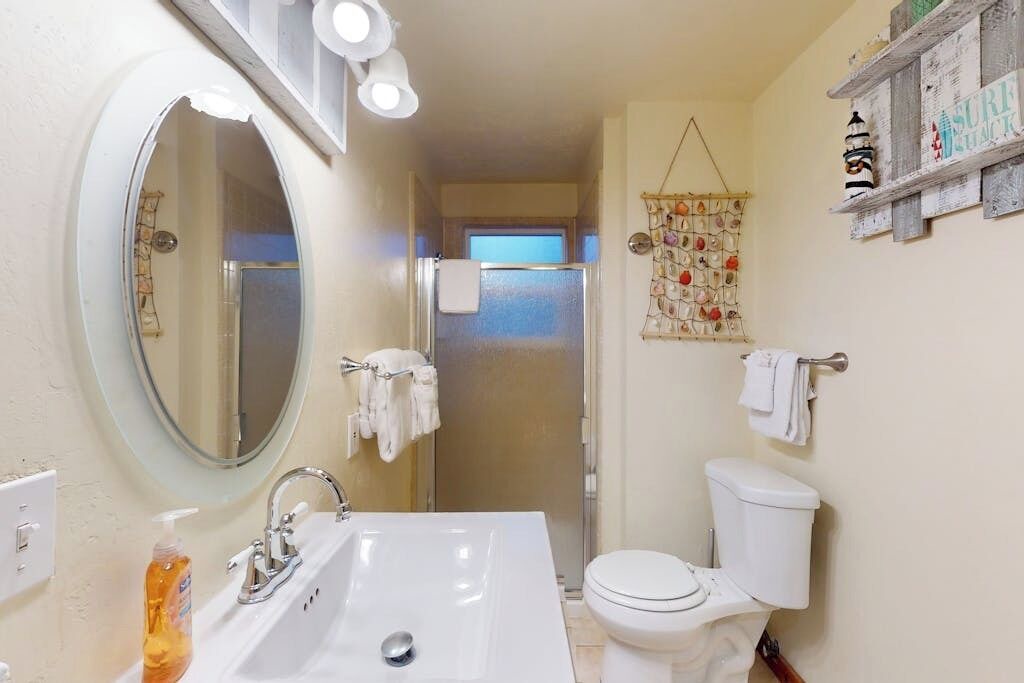 Photo of Bathroom in Black Bart
