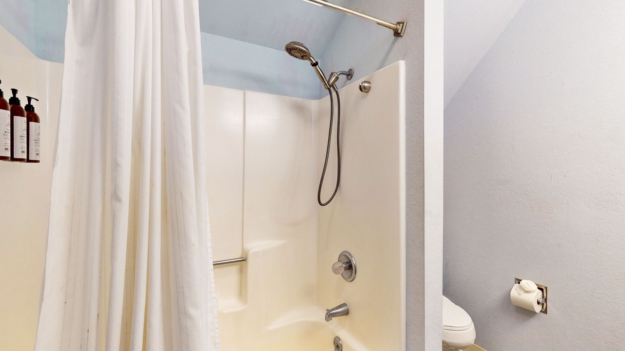 Photo of Bathroom in Pioneer Trail