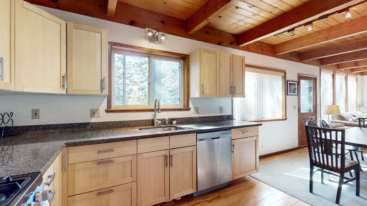 Photo of Kitchen in Pioneer Trail