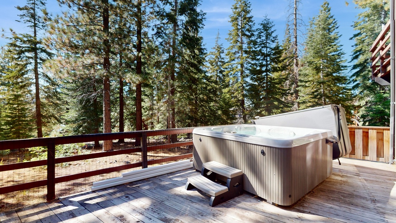 Photo of Outdoor in Pioneer Trail