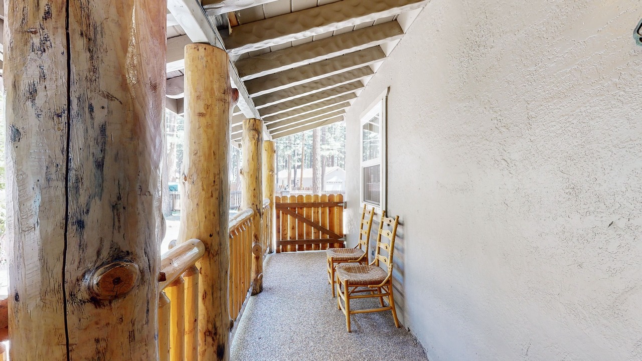 Photo of Patio Balcony in Black Bart
