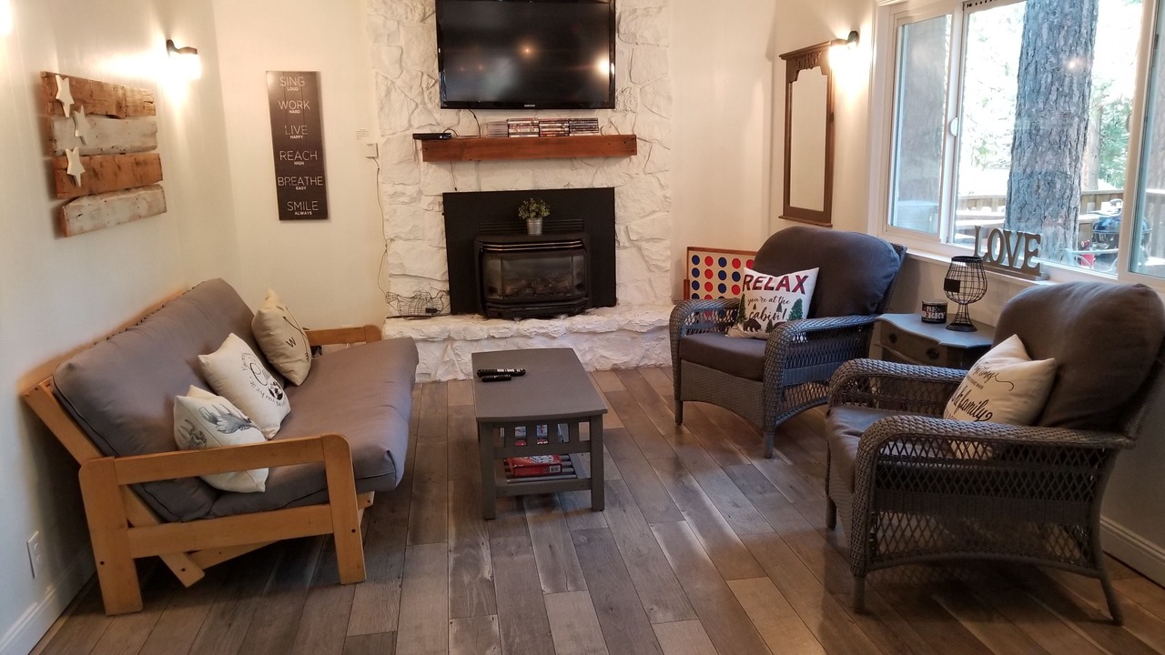 Photo of Livingroom in Cold Springs