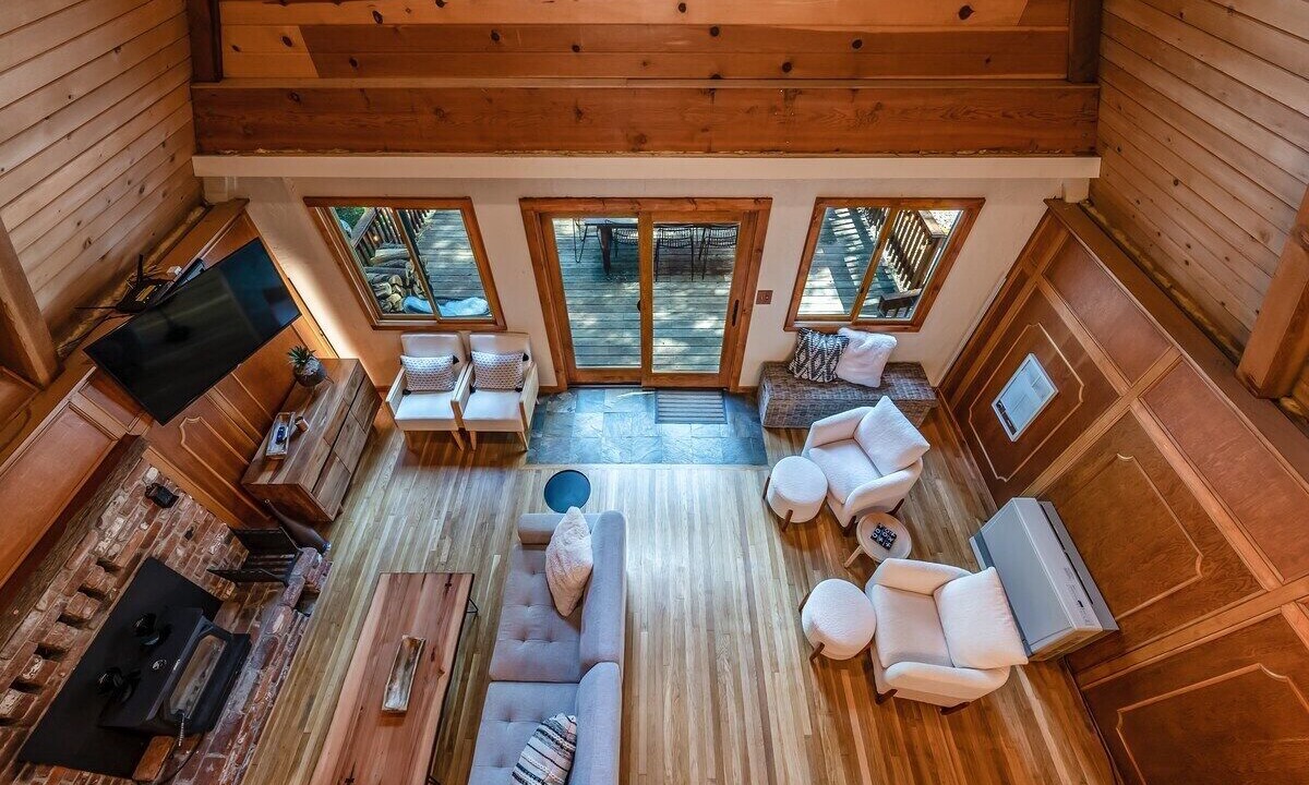 Photo of Livingroom in Sierra Cedars