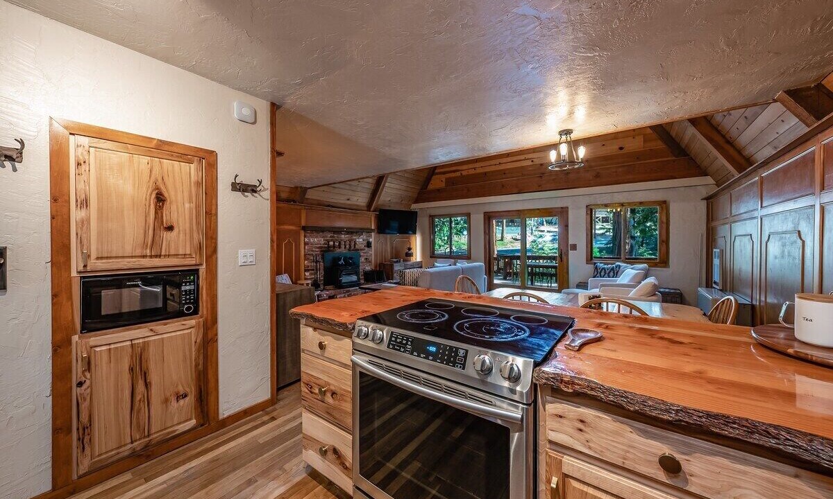 Photo of Kitchen in Sierra Cedars