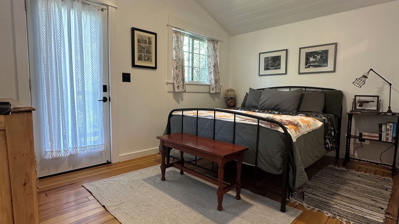 Photo of Bedroom in Posey