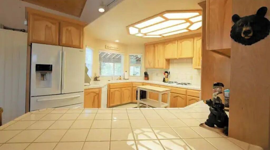 Photo of Kitchen in Shaver Lake