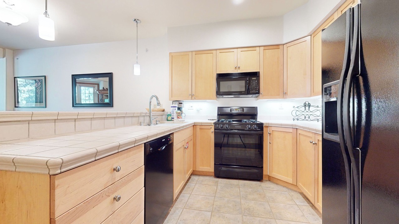 Photo of Kitchen in Mammoth Lakes