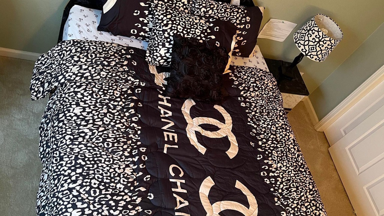 Photo of Bedroom in Valley Oak
