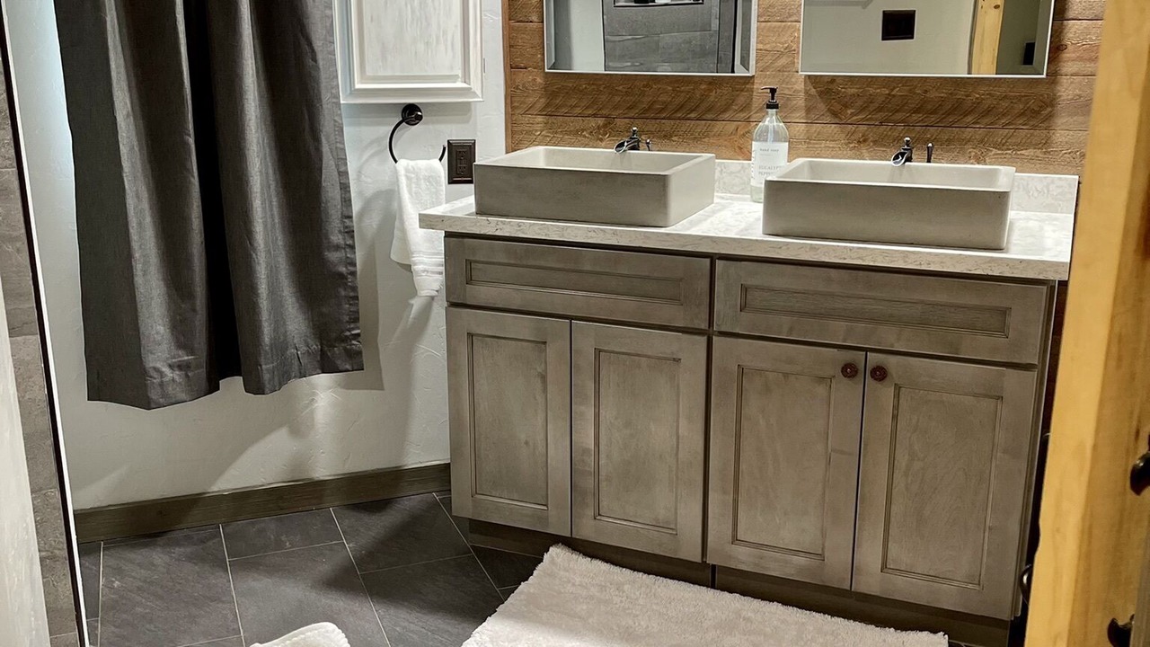 Photo of Bathroom in Rosedale