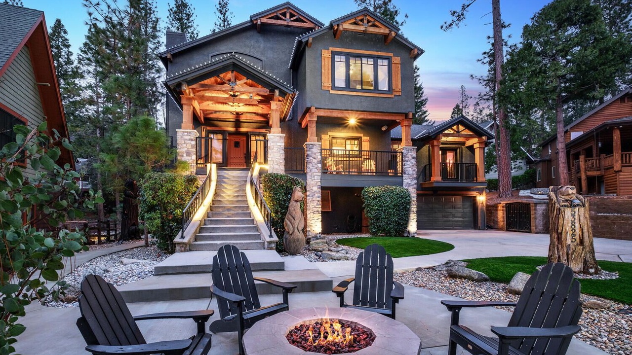 Photo of Patio Balcony in Bass Lake