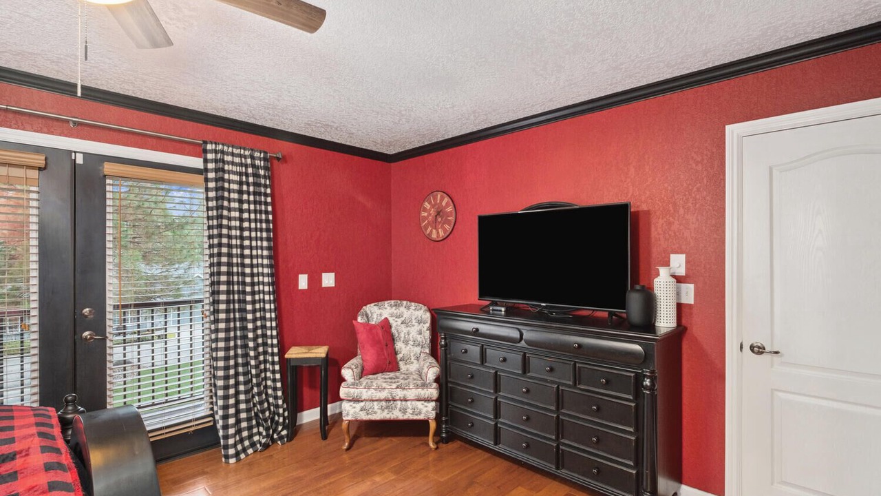 Photo of Livingroom in Bass Lake