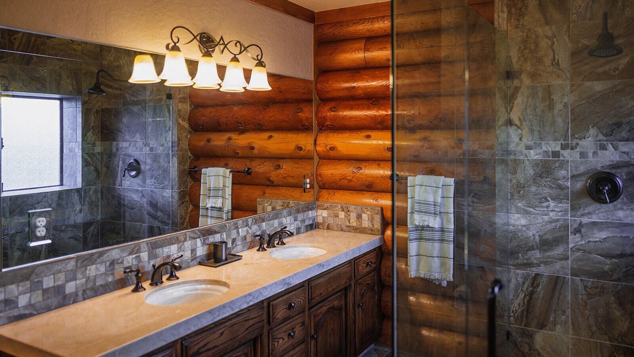 Photo of Bathroom in Central Valley