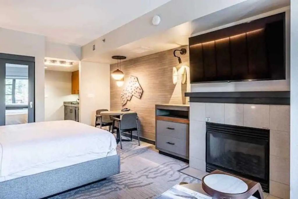 Photo of Bedroom in Mammoth Lakes