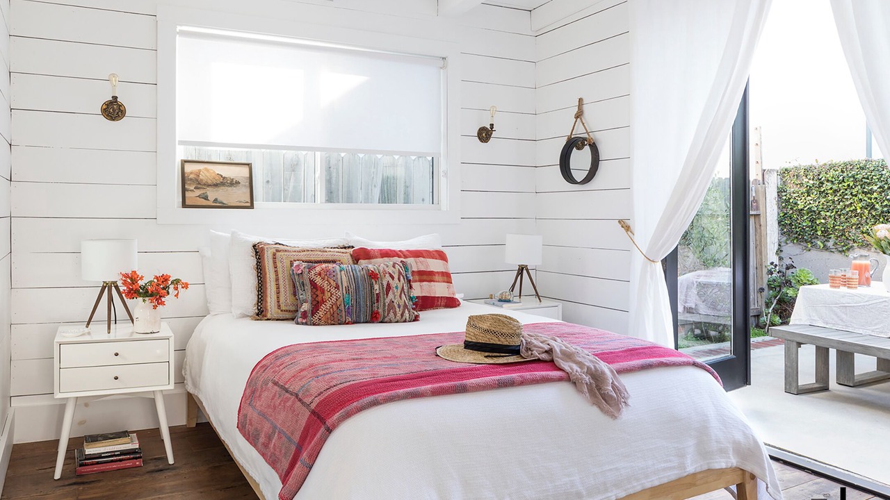 Photo of Bedroom in Hollywood Beach