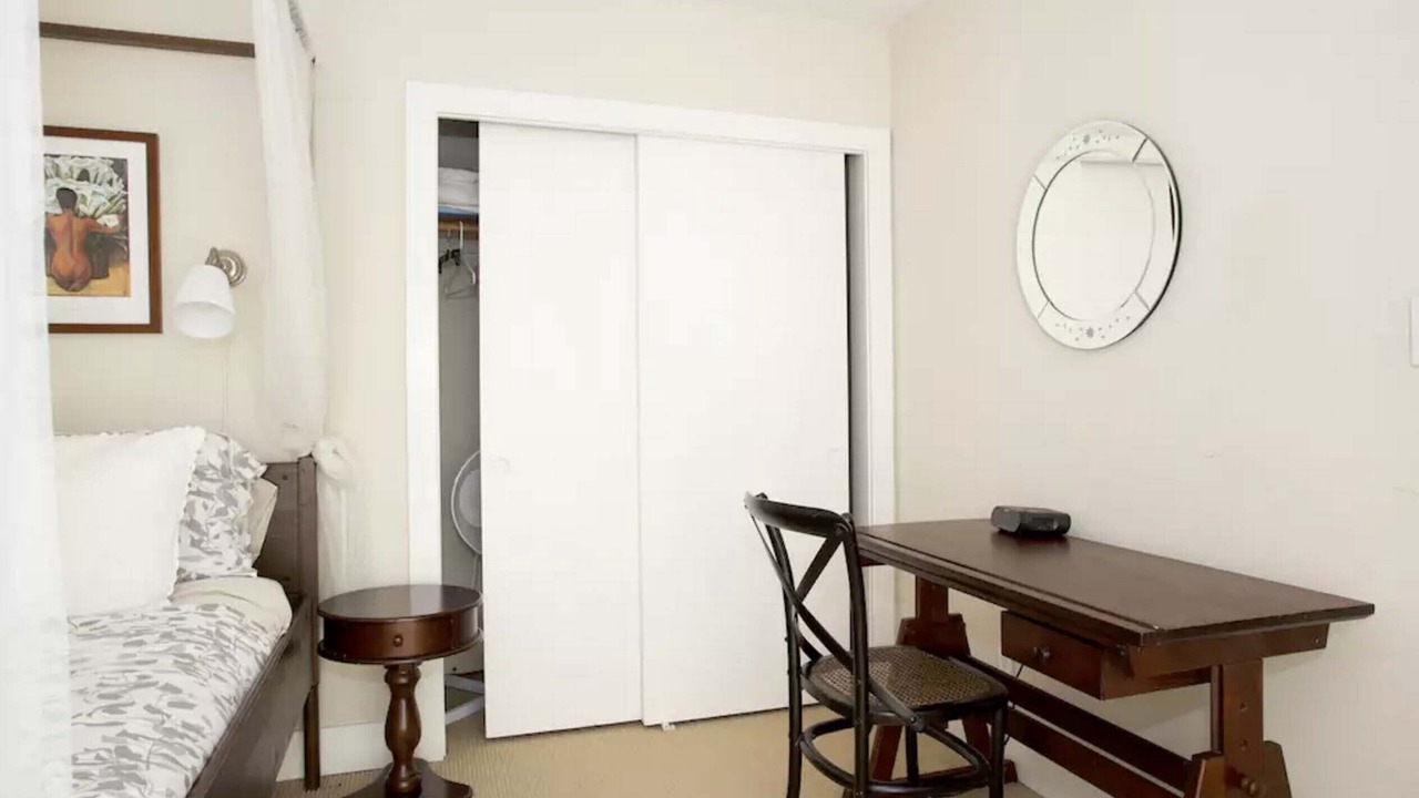Photo of Bedroom in Panoramic Hill
