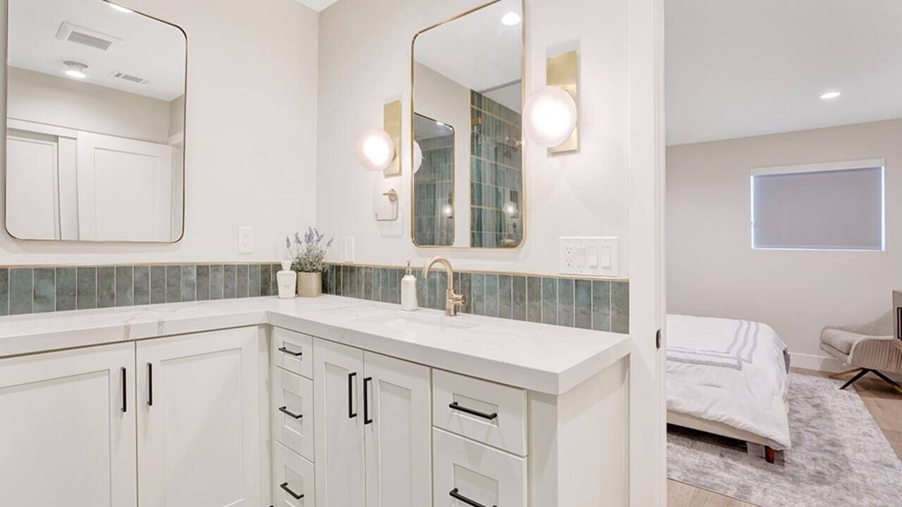 Photo of Bathroom in Northwest Anaheim